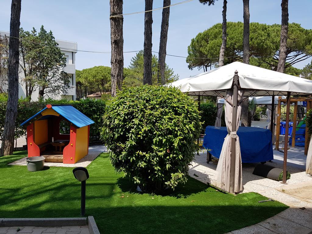 Hotel Vina De Mar Lignano Sabbiadoro Eksteriør bilde