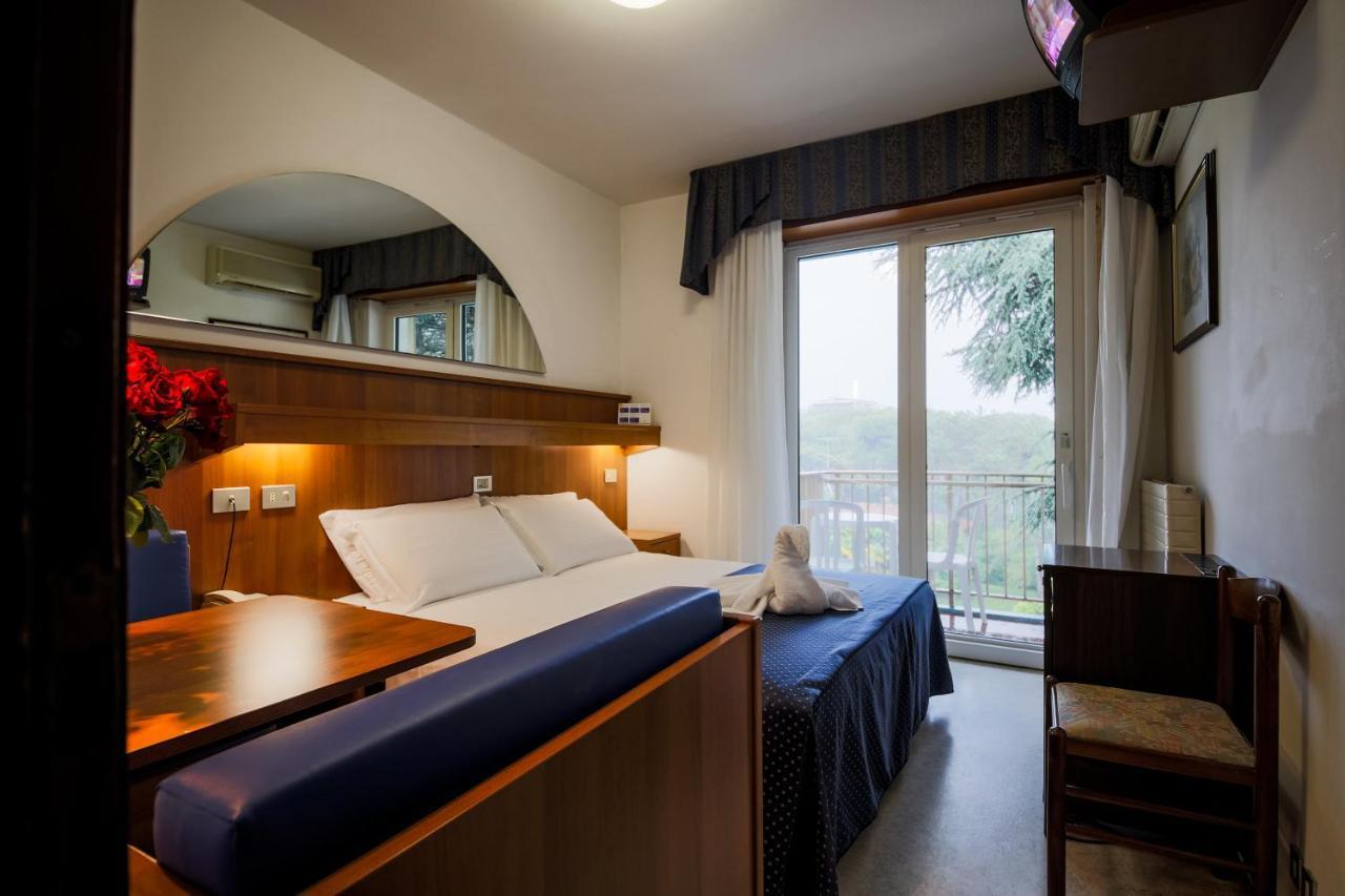 Hotel Vina De Mar Lignano Sabbiadoro Eksteriør bilde