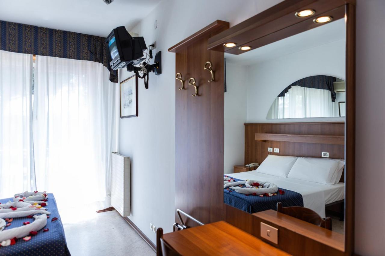 Hotel Vina De Mar Lignano Sabbiadoro Eksteriør bilde