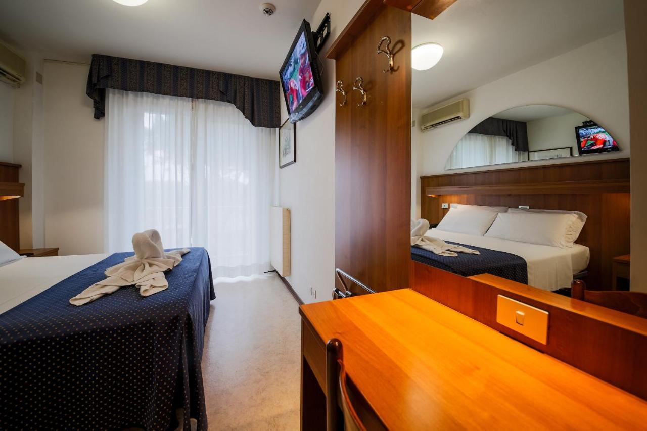 Hotel Vina De Mar Lignano Sabbiadoro Eksteriør bilde