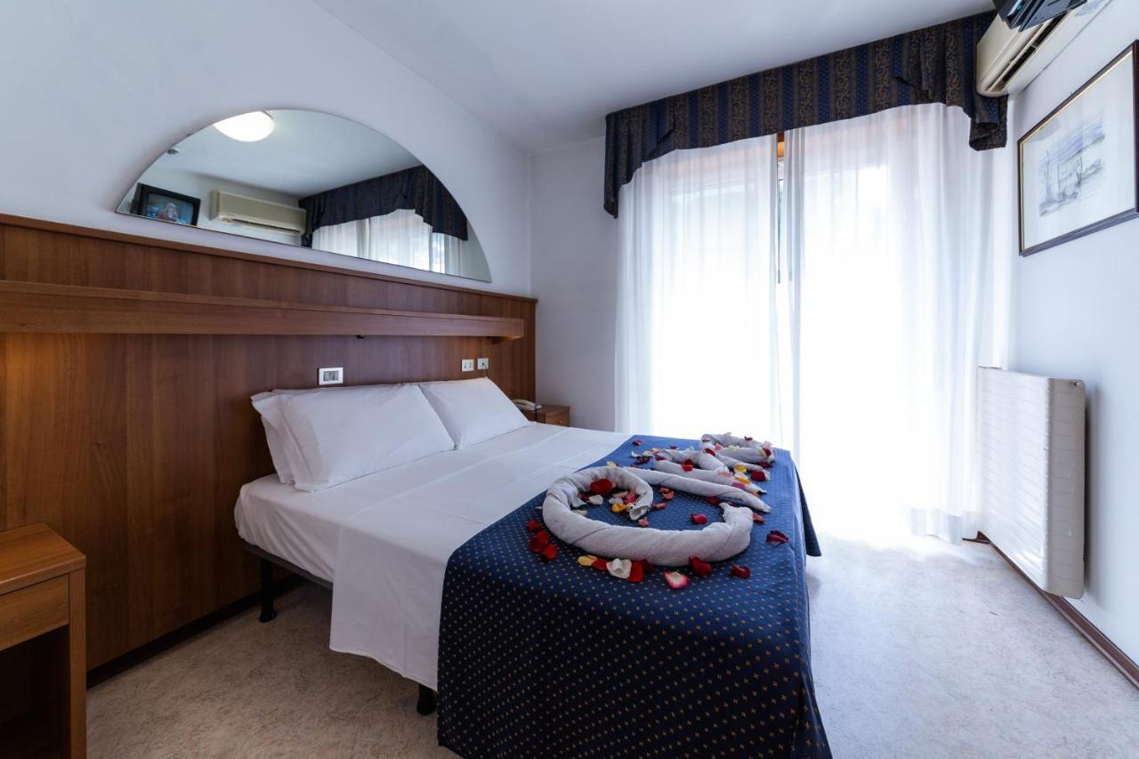 Hotel Vina De Mar Lignano Sabbiadoro Eksteriør bilde